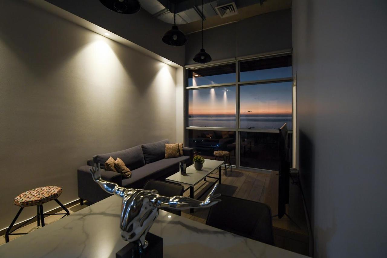 The Stay Furnished Apartments Дбає Екстер'єр фото