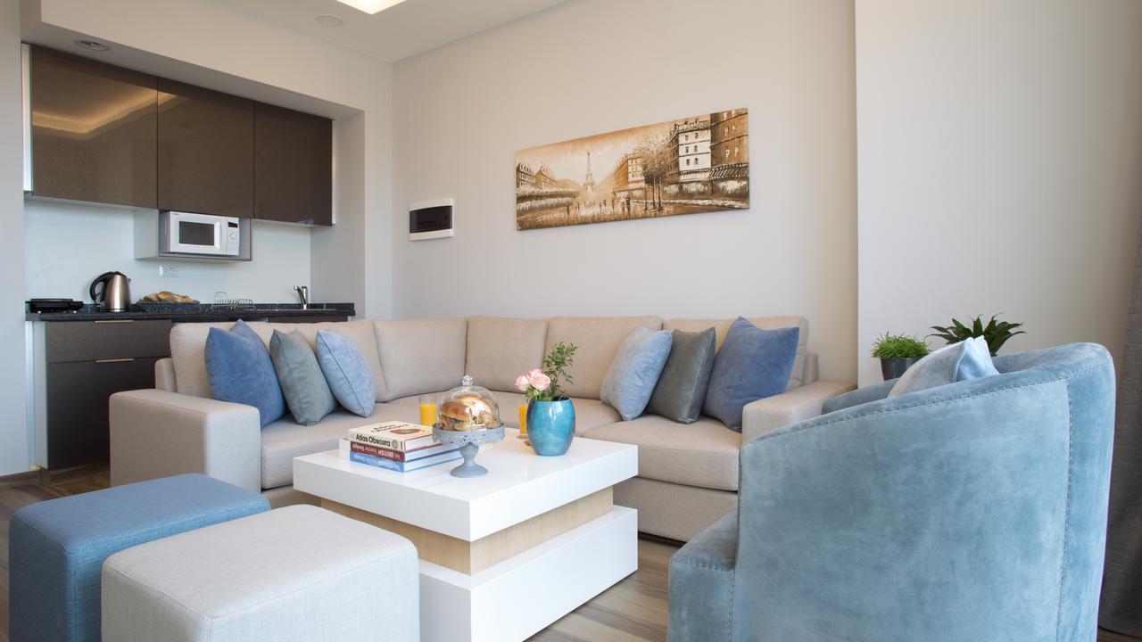 The Stay Furnished Apartments Дбає Екстер'єр фото