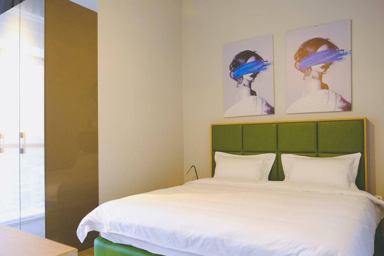 The Stay Furnished Apartments Дбає Екстер'єр фото